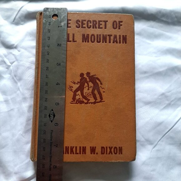 Secret of Skull Mountain : A Hardy Boys Mystery Story by Dixon, Franklin W - Picture 10 of 10